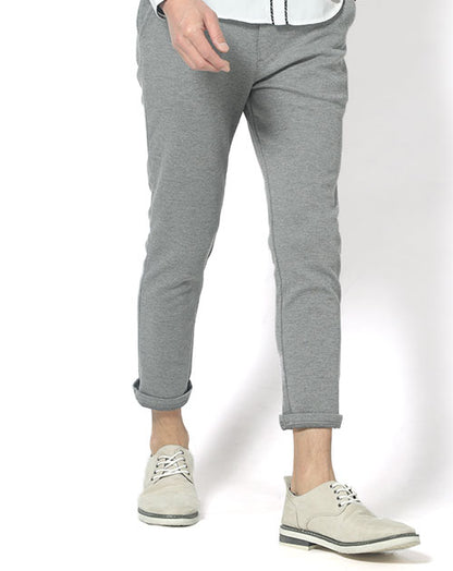 カルゼ織りストレッチテーパードアンクルパンツ