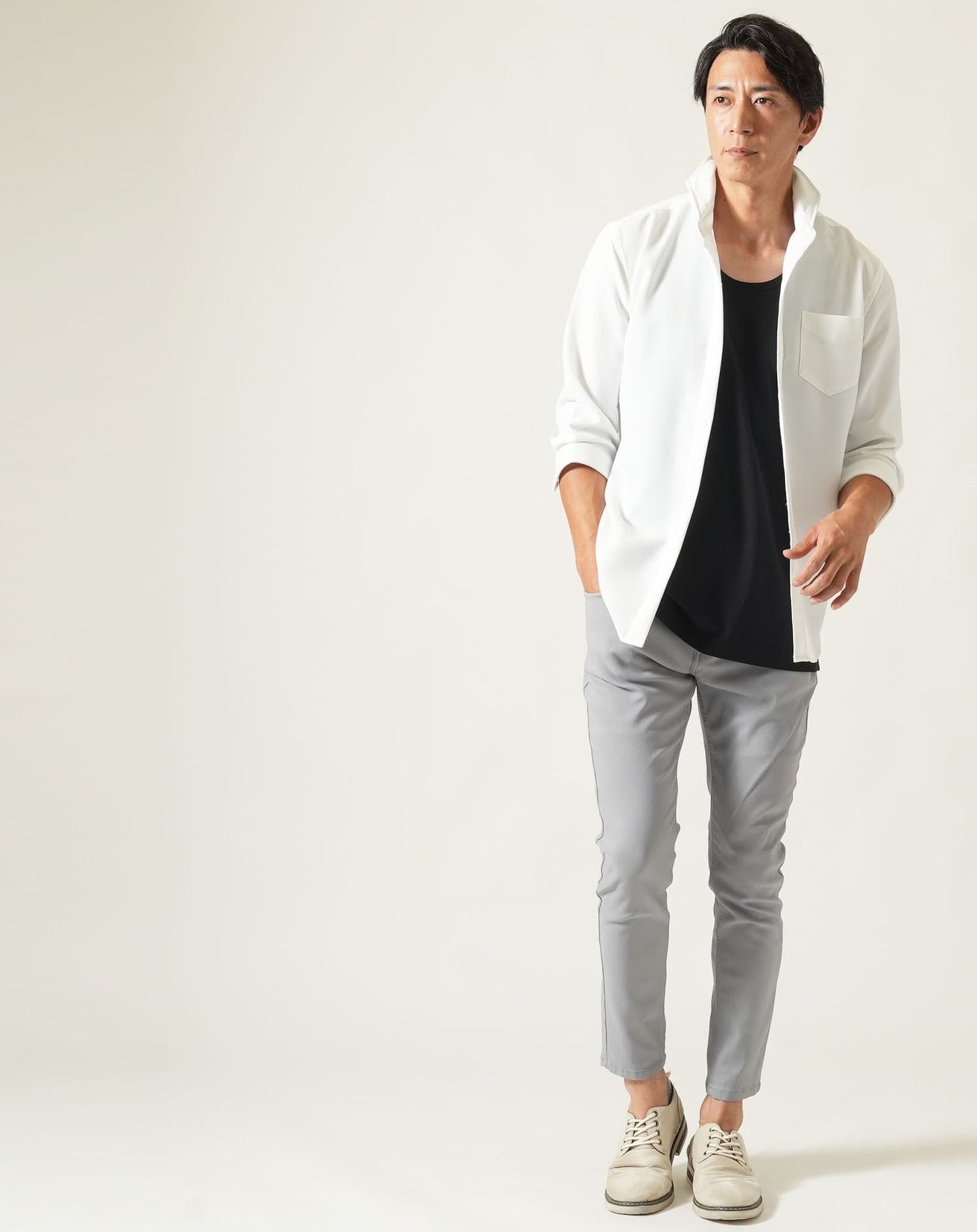 接触冷感ゆったり半袖UネックTシャツ