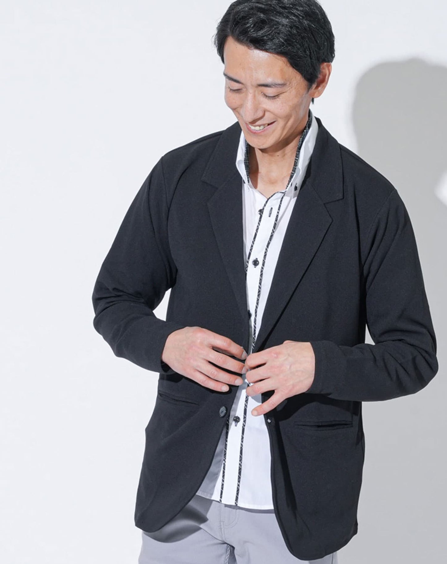 ストレッチカットテーラードジャケット