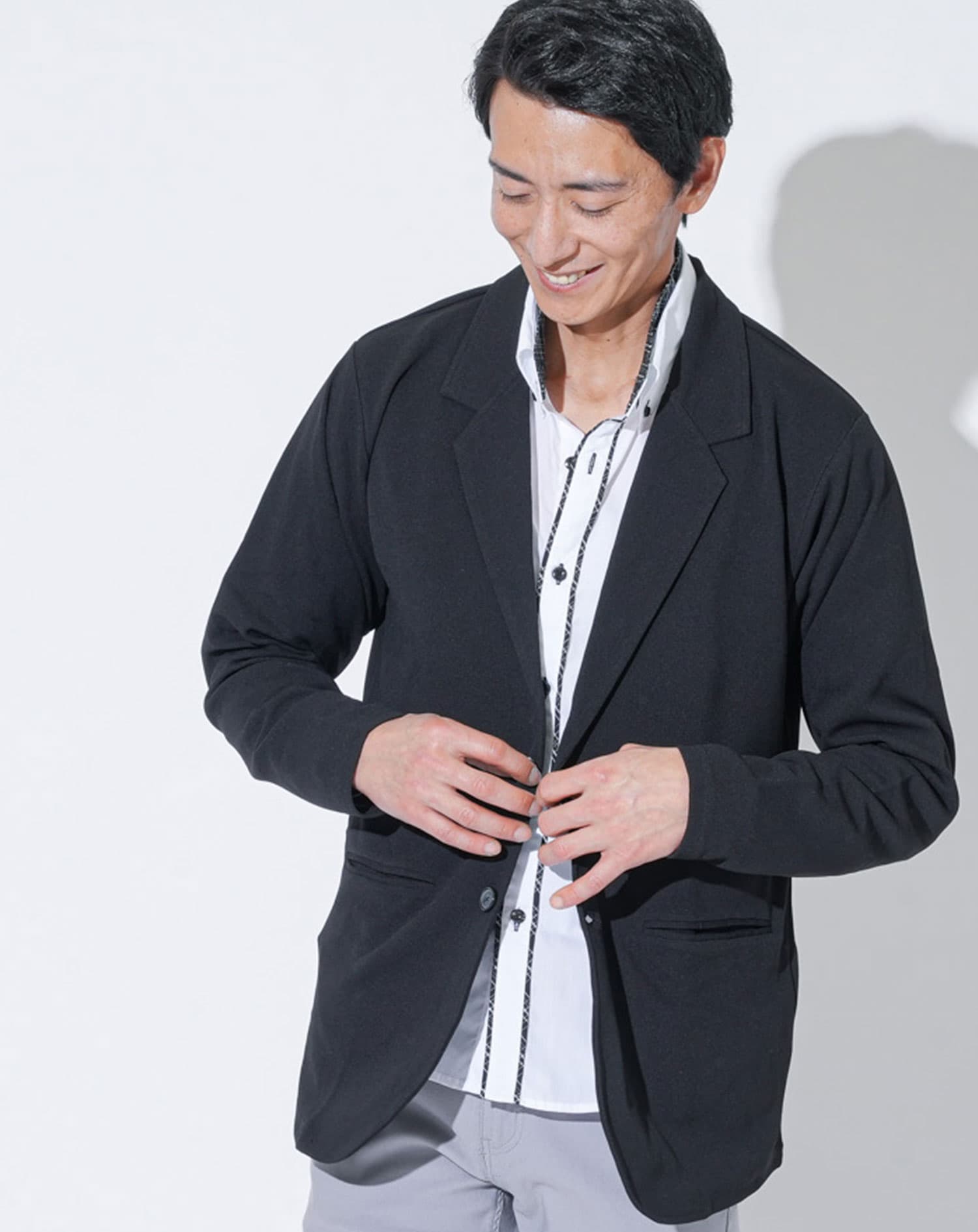 ストレッチカットテーラードジャケット