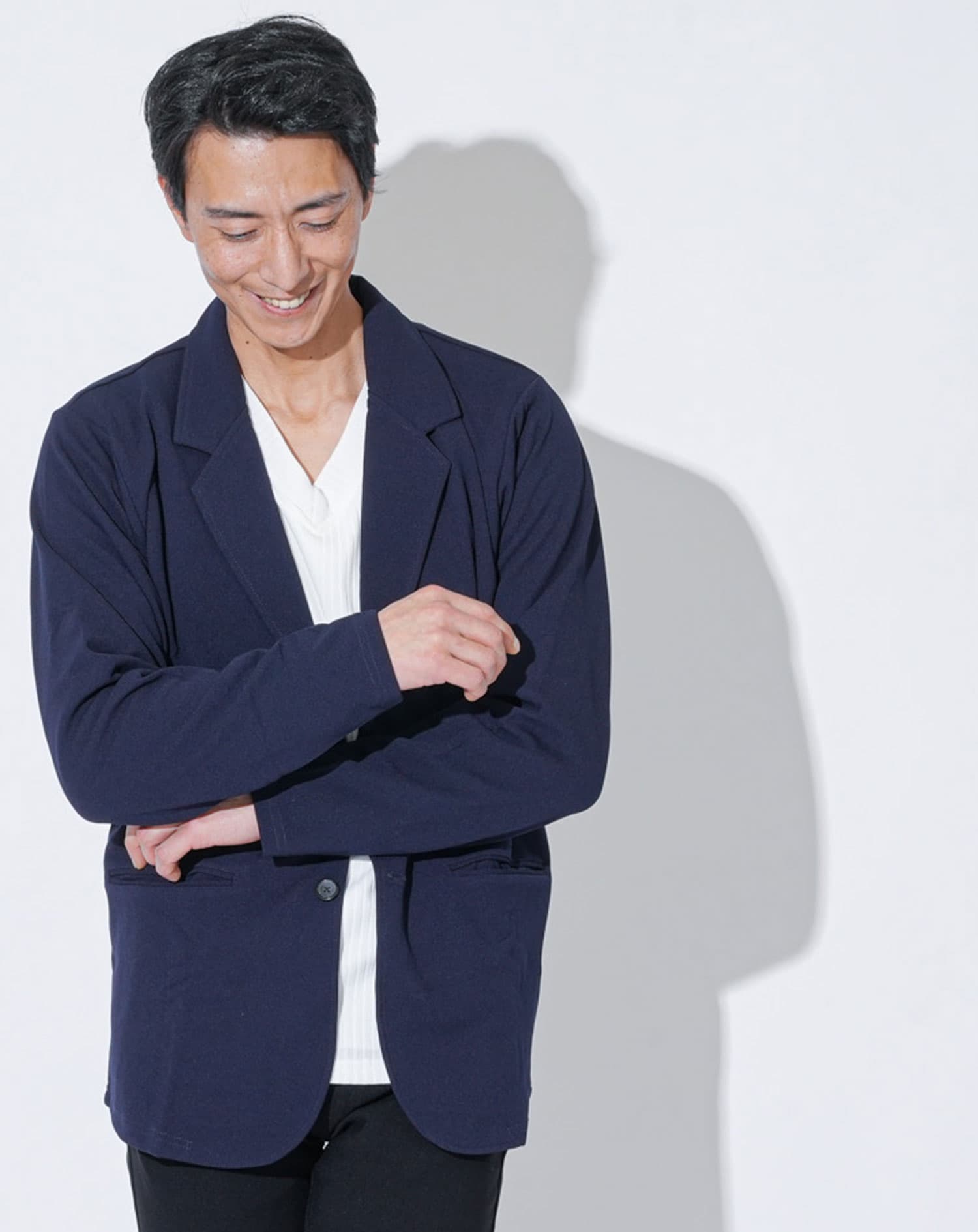 ストレッチカットテーラードジャケット