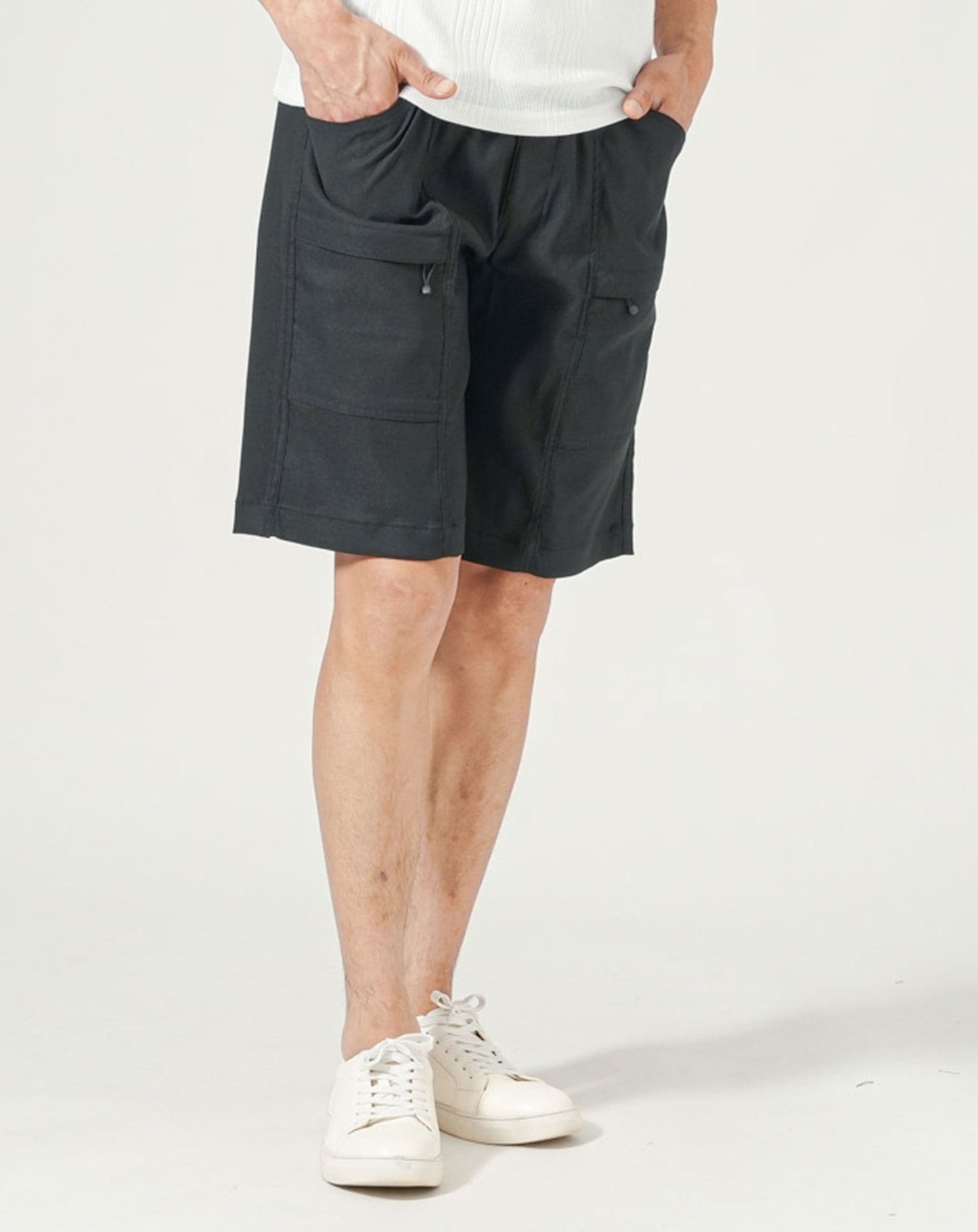 ブラック　H183cmW63kg 着用サイズ:Ｌ