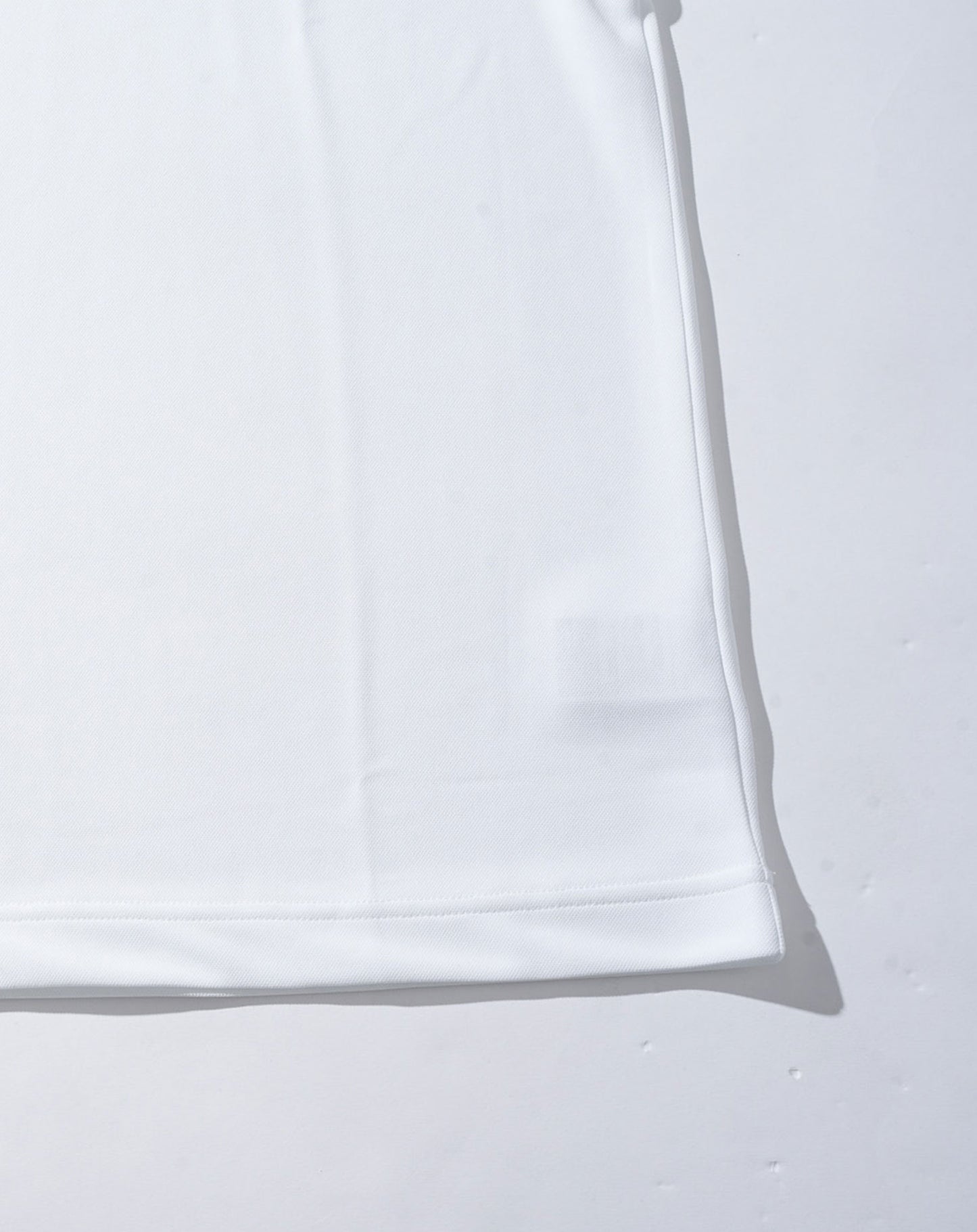 ジャケットのインナー専用　接触冷感・汗染み軽減半袖Tシャツ