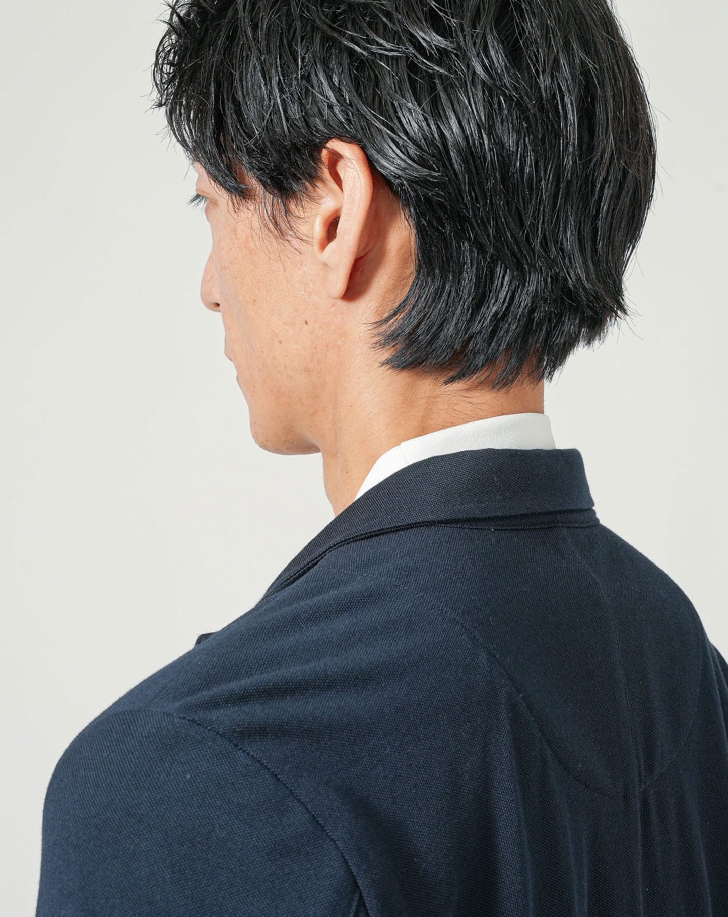 ホワイト　H183cmW63kg 着用サイズ:Ｌ