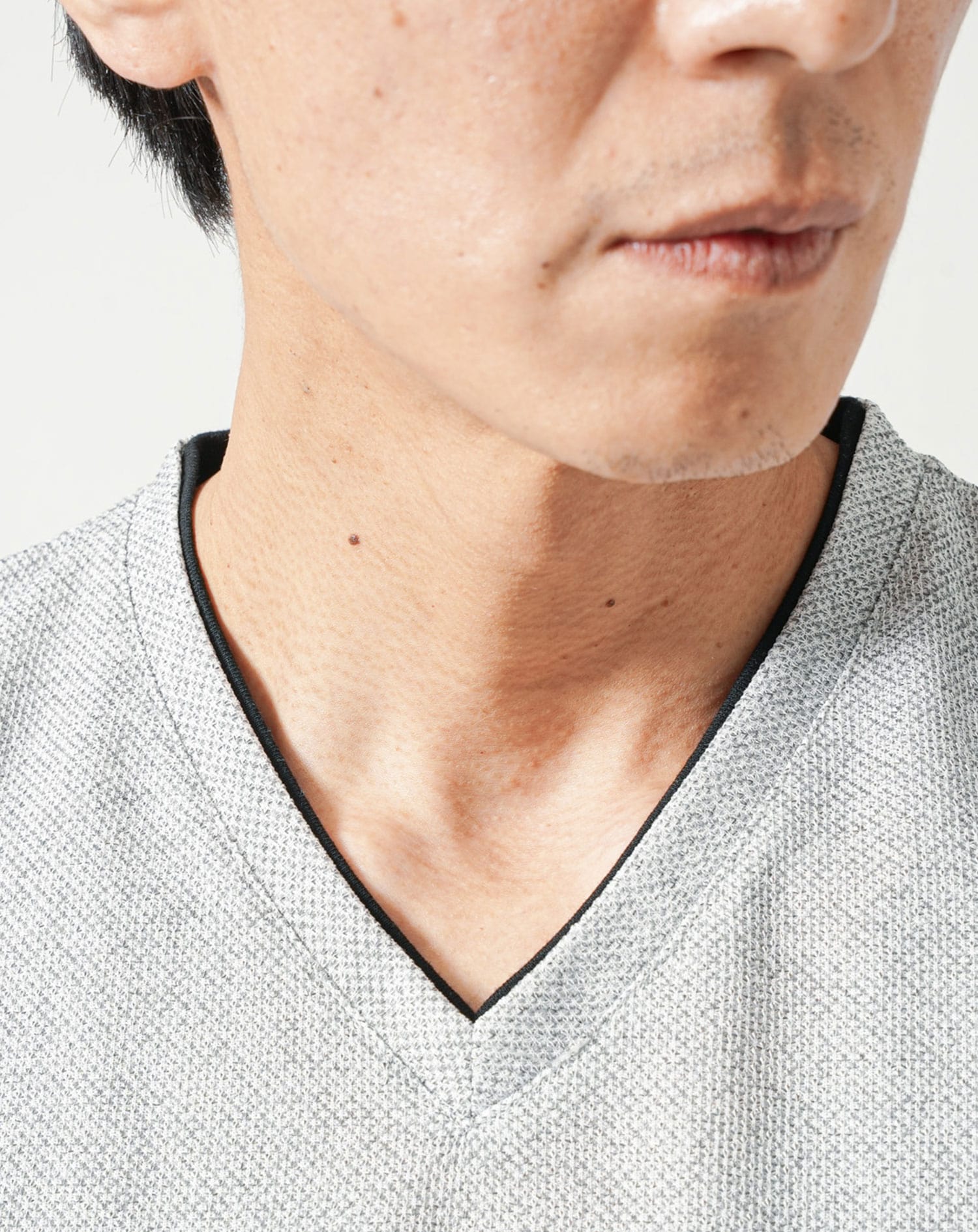 夏用重ね着風フェイクレイヤード細身半袖VネックTシャツ メンズ