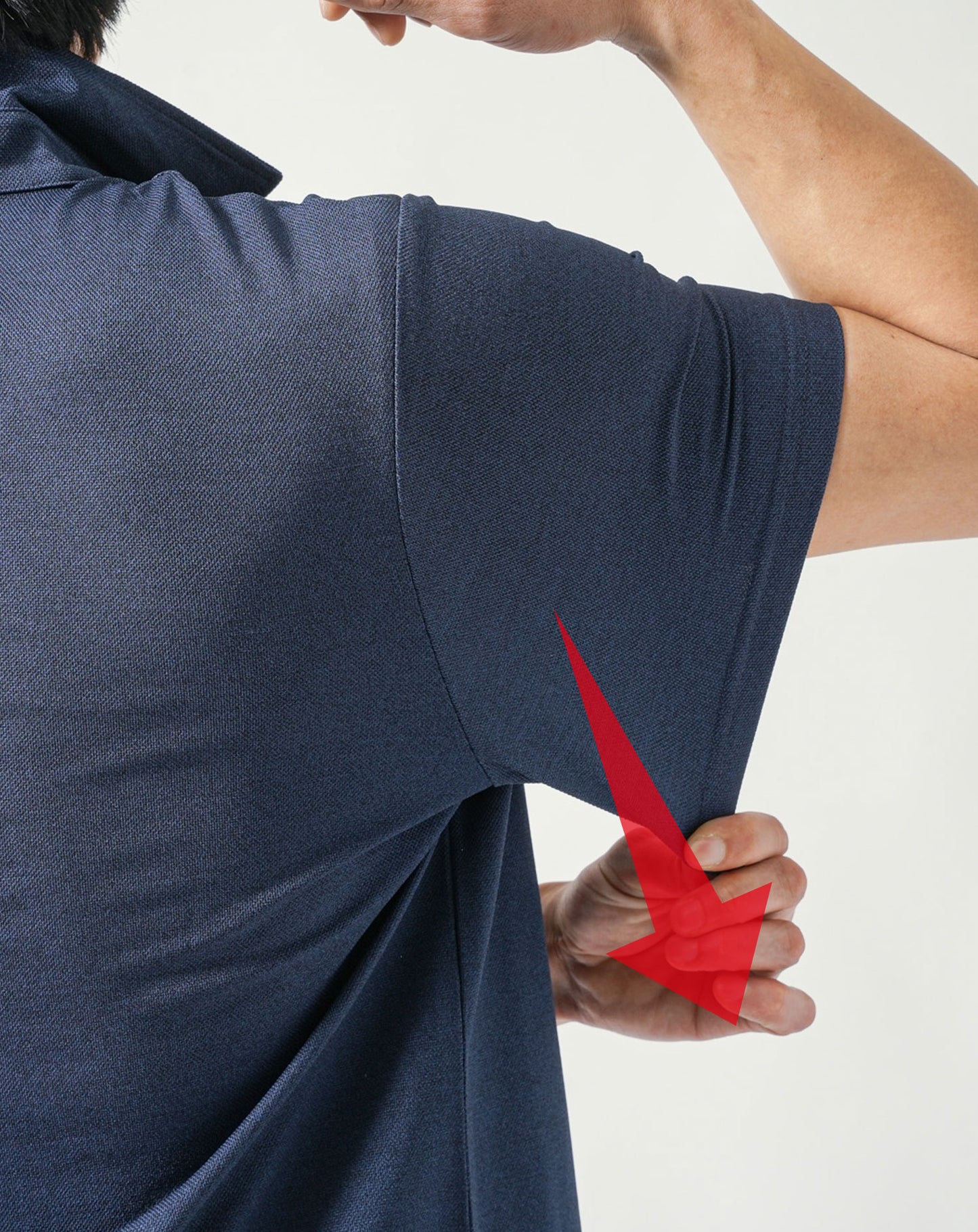 ネイビー　H183cmW63kg 着用サイズ:Ｌ