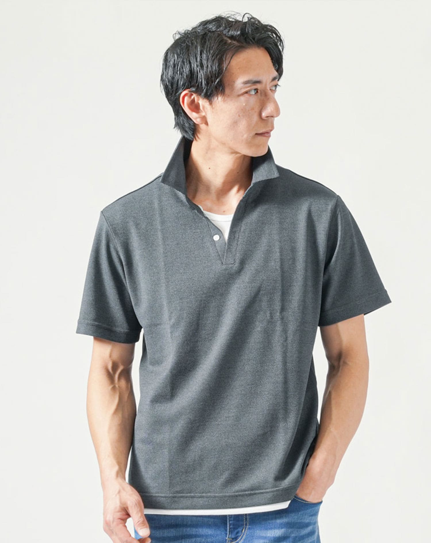 ブラック　H183cmW63kg 着用サイズ:Ｌ