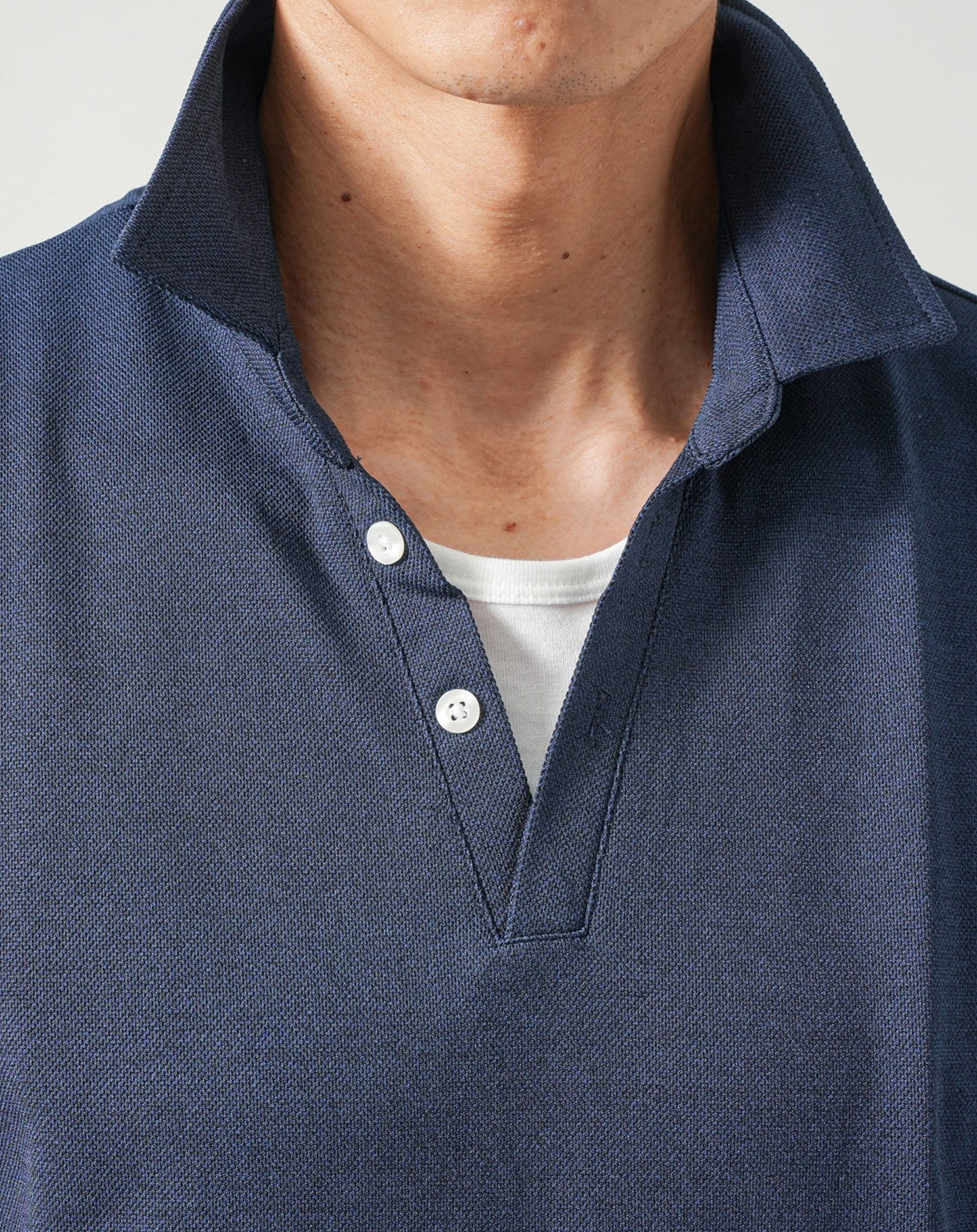 ネイビー　H183cmW63kg 着用サイズ:Ｌ