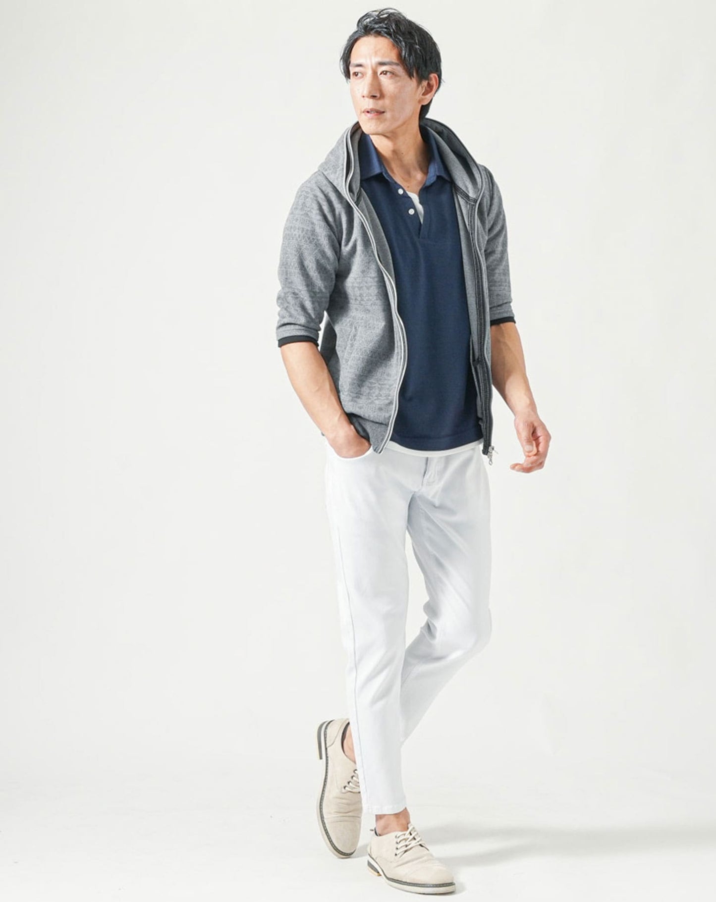 ネイビー　H183cmW63kg 着用サイズ:Ｌ