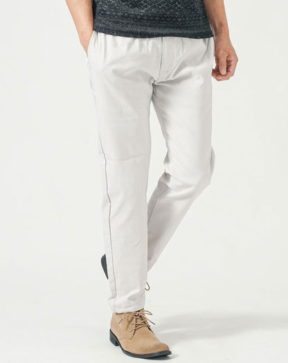 前開きタイプ　2倍ストレッチスリムテーパードチノパンツ