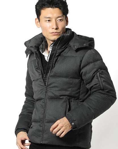 シンプルデザインフード付き中綿ダウンジャケット