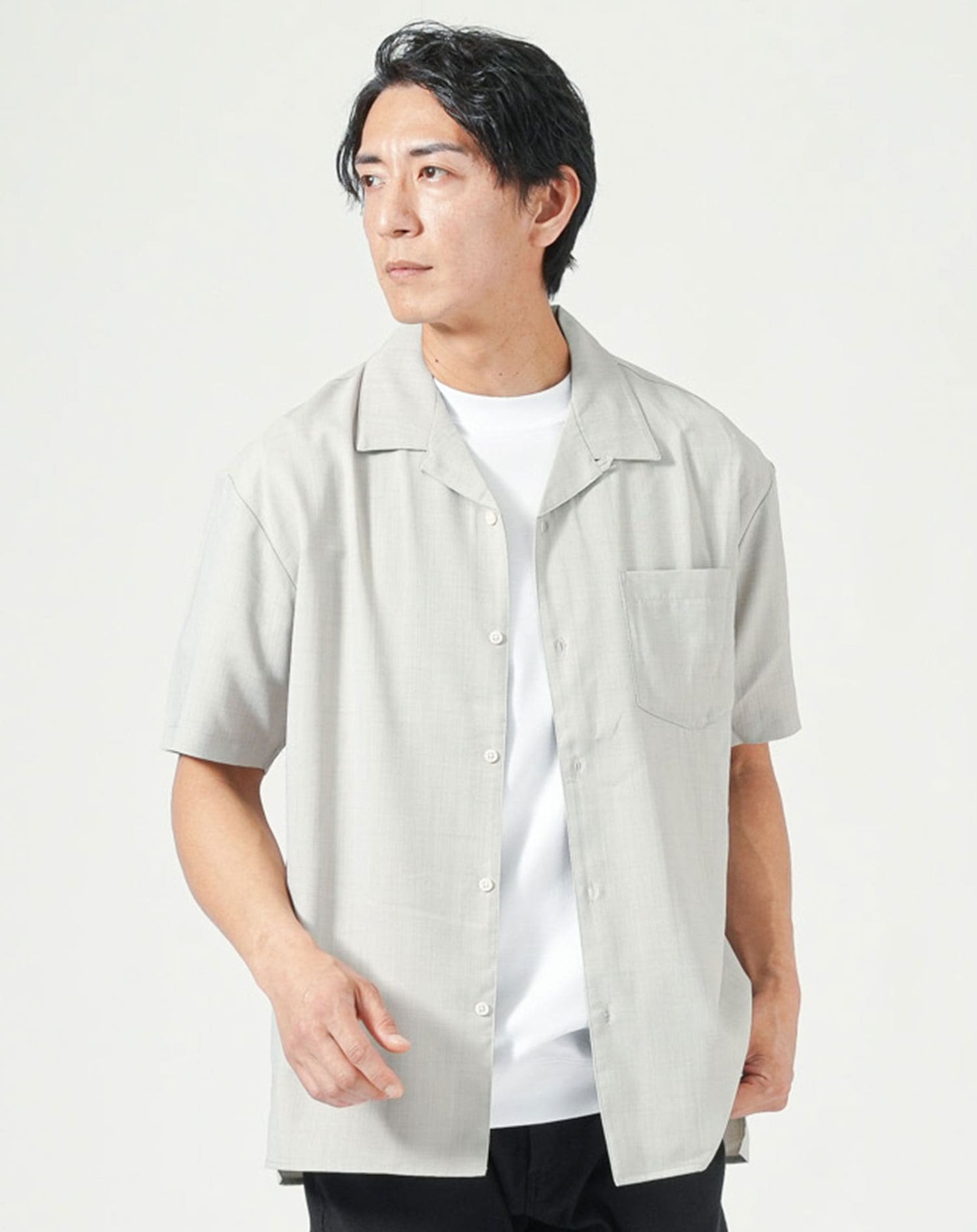 ベージュ　H183cmW63kg 着用サイズ:Ｌ