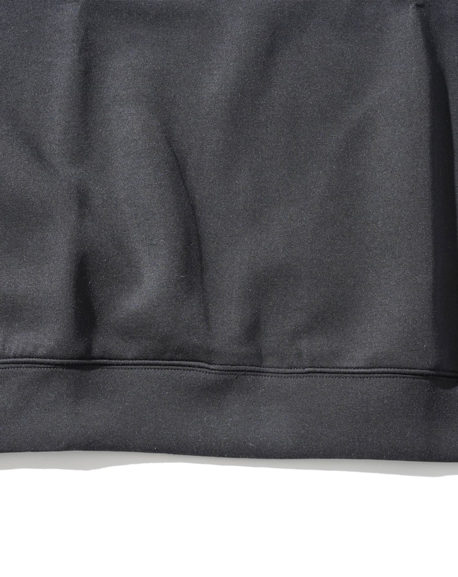 ゆったり長袖プルオーバーパーカー