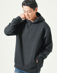 ゆったり長袖プルオーバーパーカー