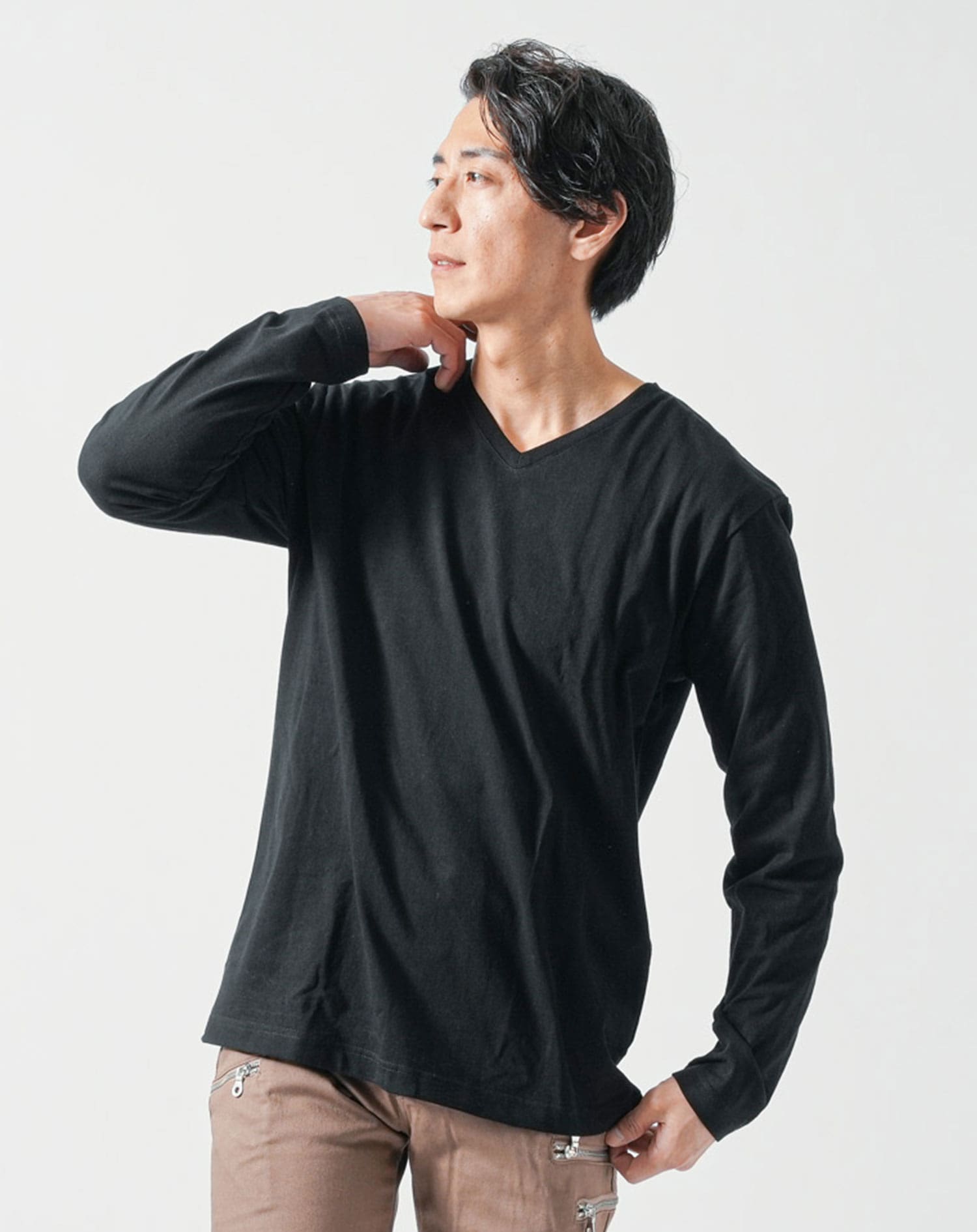 uネック tシャツ 販売 メンズ 厚手 ブログ