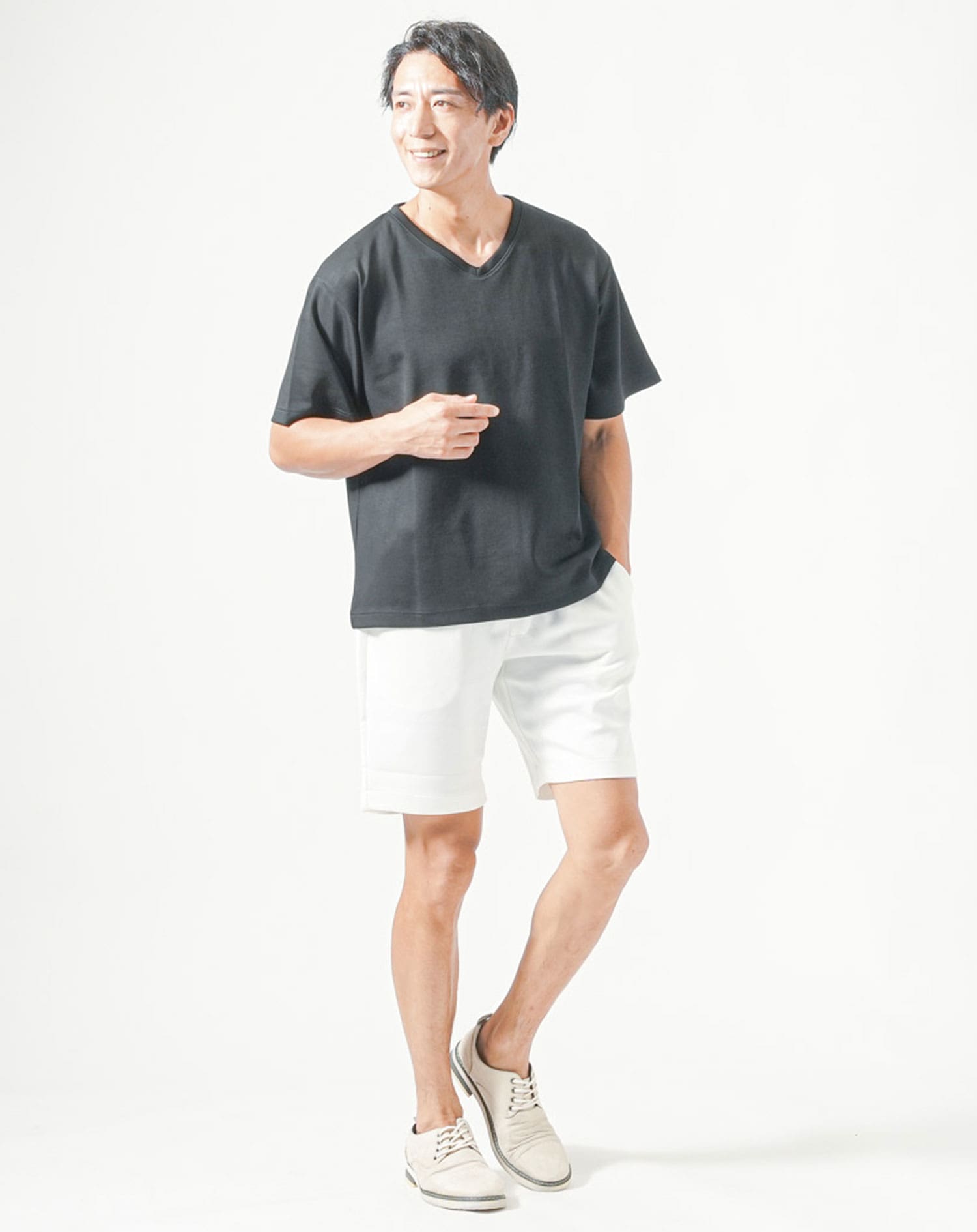 セットアップ 接触冷感オーバーサイズ半袖VネックTシャツ×ハーフパンツ