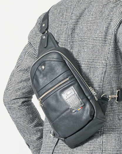 PUレザー縦型ボディバッグ