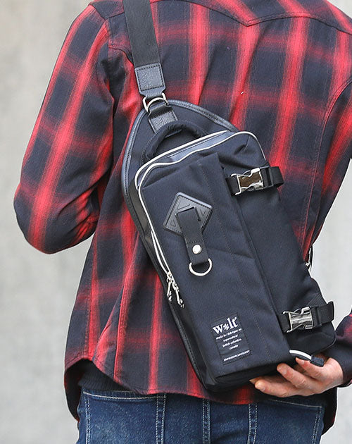 配色切り替えデザインボディバッグ