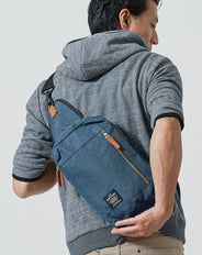 2WAY仕様ボディバッグ