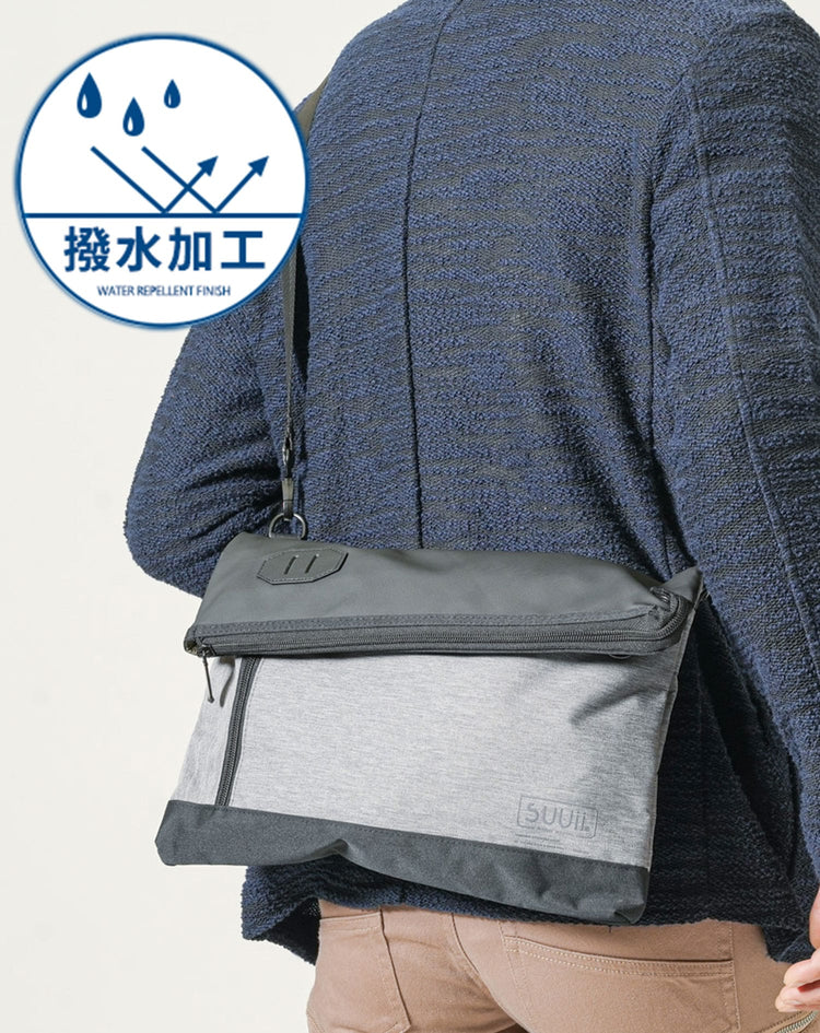 SUUII(スーイ)撥水加工USBポート付き2WAY口折れショルダーバッグ