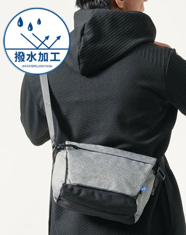 黒バッグに合うおすすめのショルダーバッグ