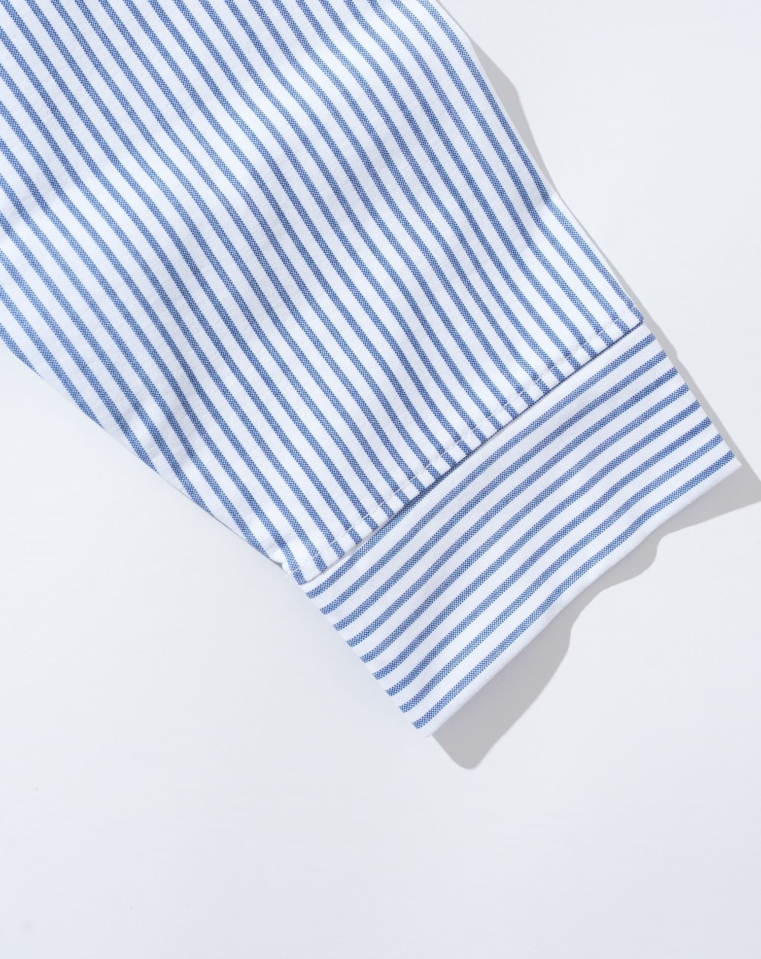 柄入りストレッチホリゾンタル長袖カットシャツ