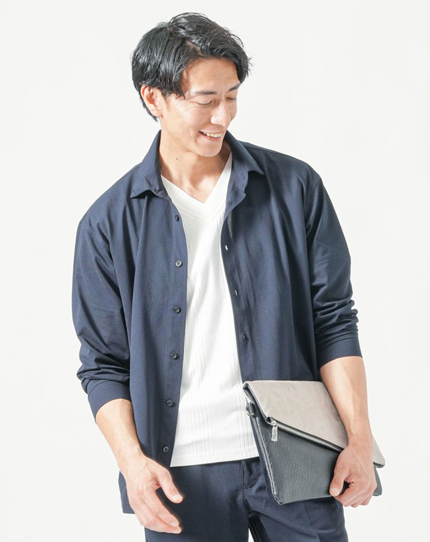 ネイビー　H183cmW63kg 着用サイズ:Ｌ