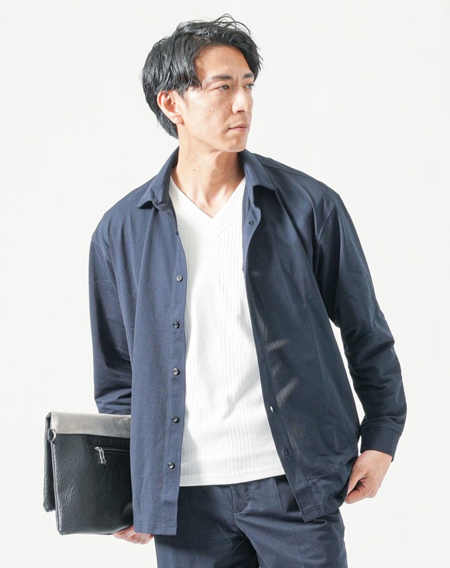 ネイビー　H183cmW63kg 着用サイズ:Ｌ