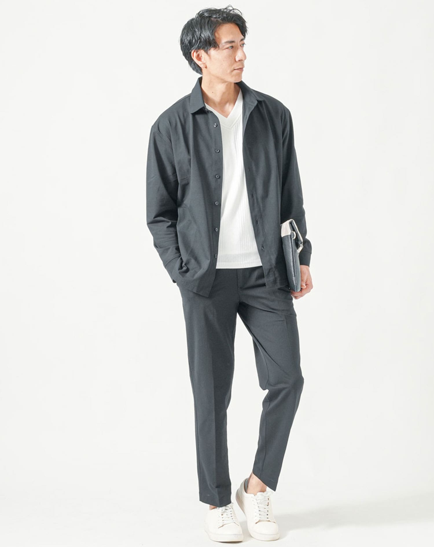 ブラック　H183cmW63kg 着用サイズ:Ｌ