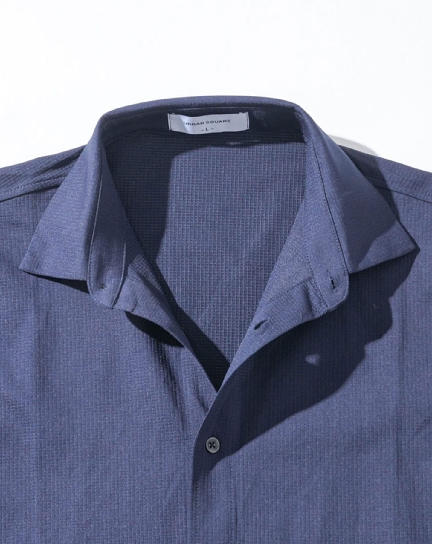 セットアップ　ブレサブルクール長袖シャツアウター×テーパードトラウザーパンツ