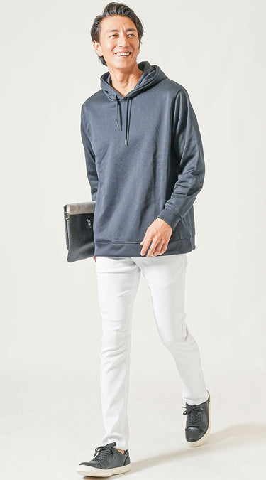 60代メンズにおすすめのパーカーコーデ例