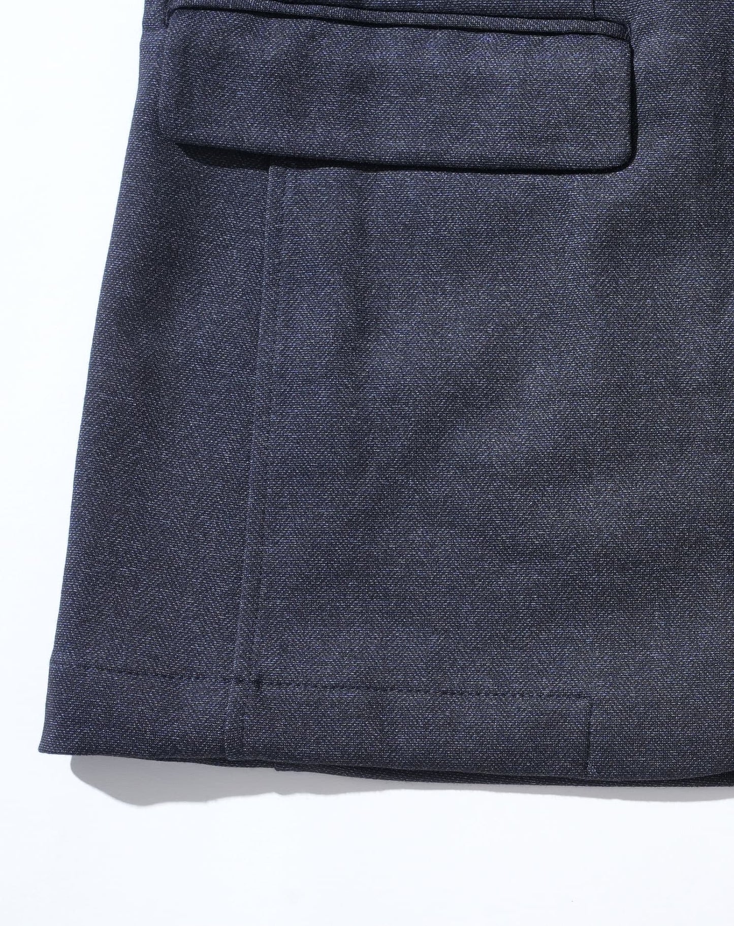 なめらか素材スリム見え長袖テーラードジャケット