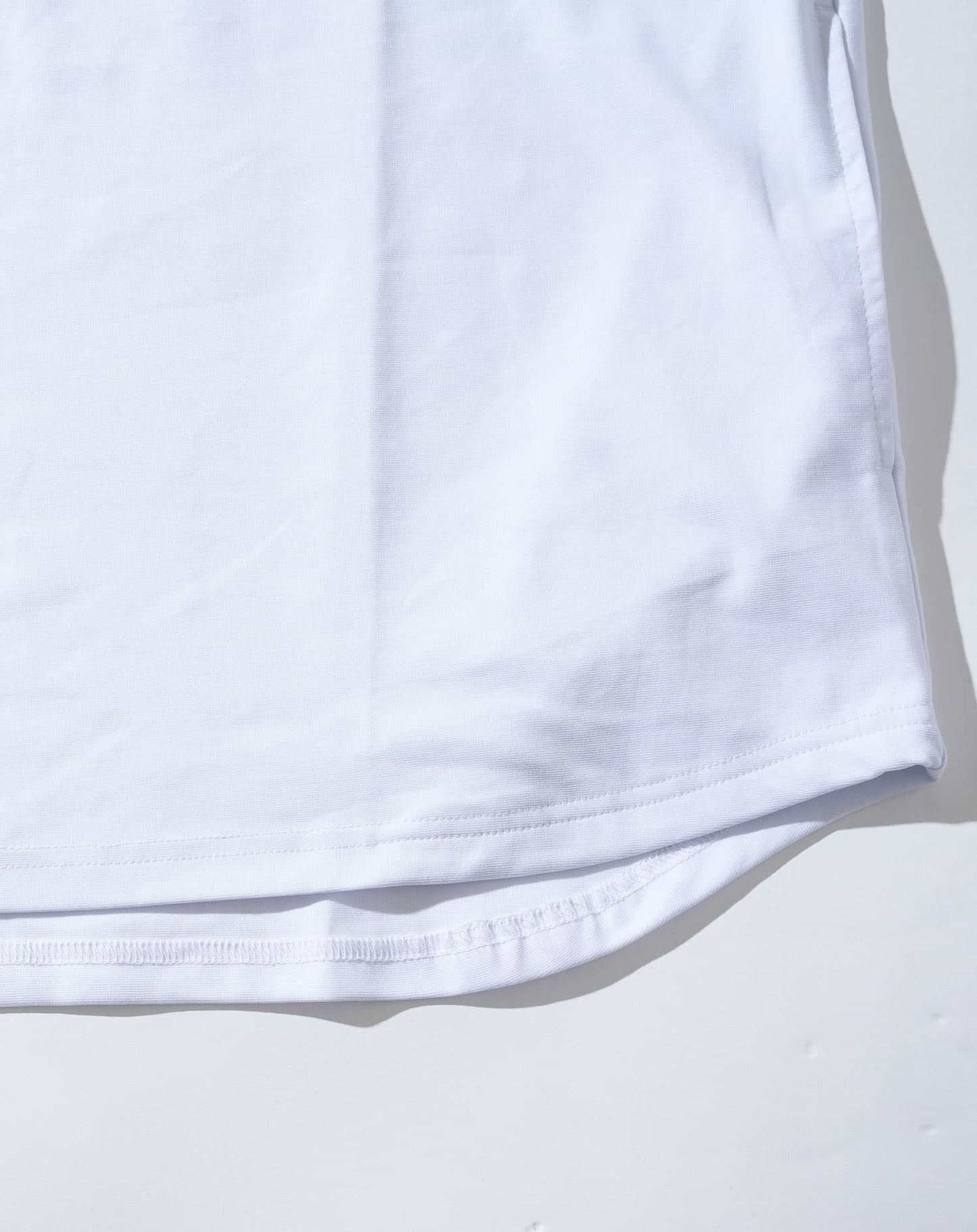 ドレスポンチポケ付き長袖アウターTシャツ