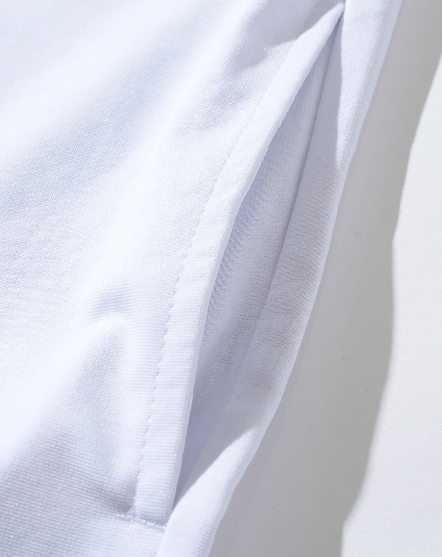 ドレスポンチポケ付き長袖アウターTシャツ