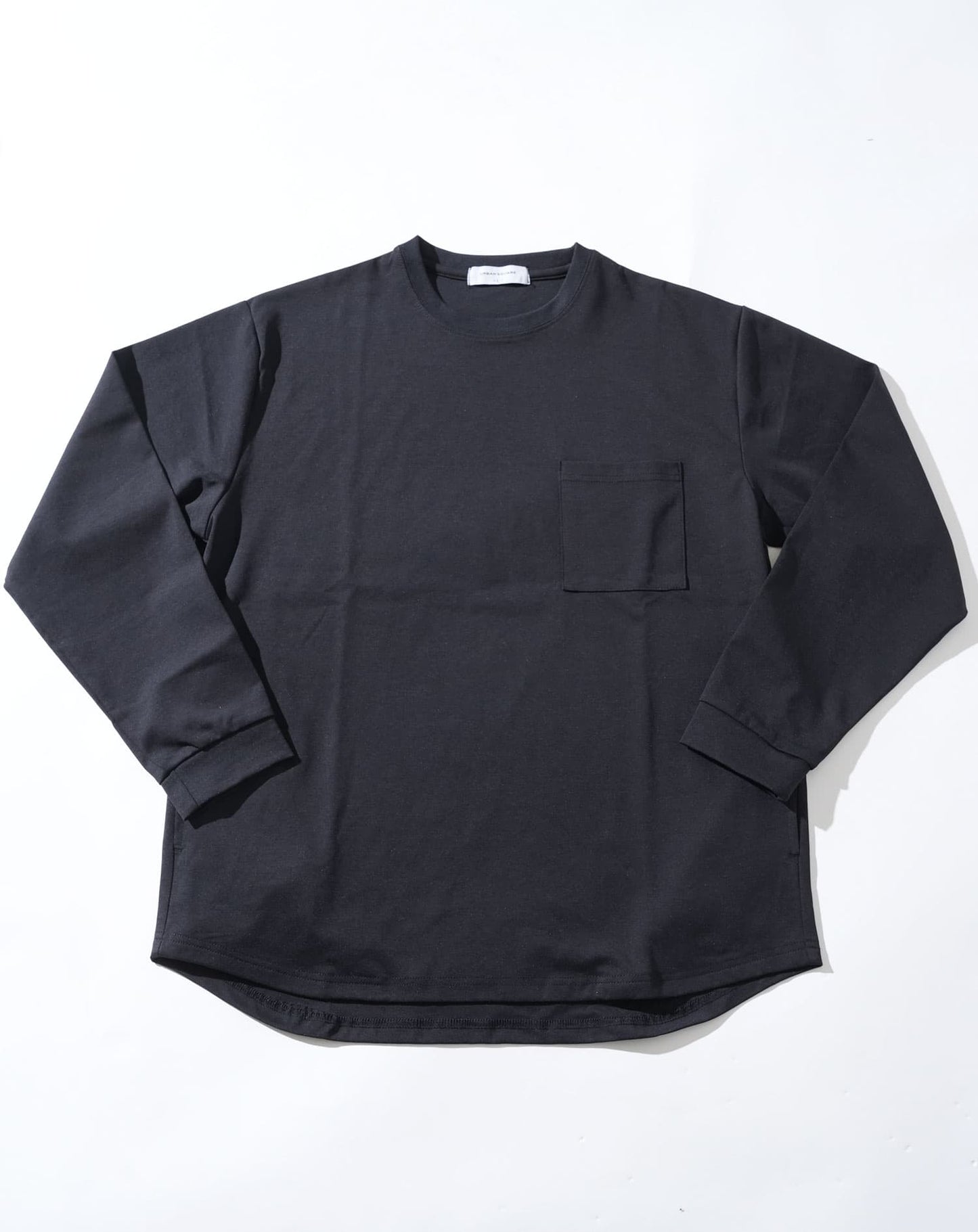 ドレスポンチポケ付き長袖アウターTシャツ