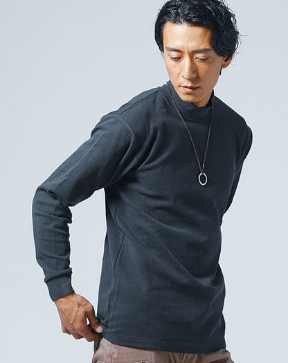 パウダーストレッチ長袖ハイネックTシャツ
