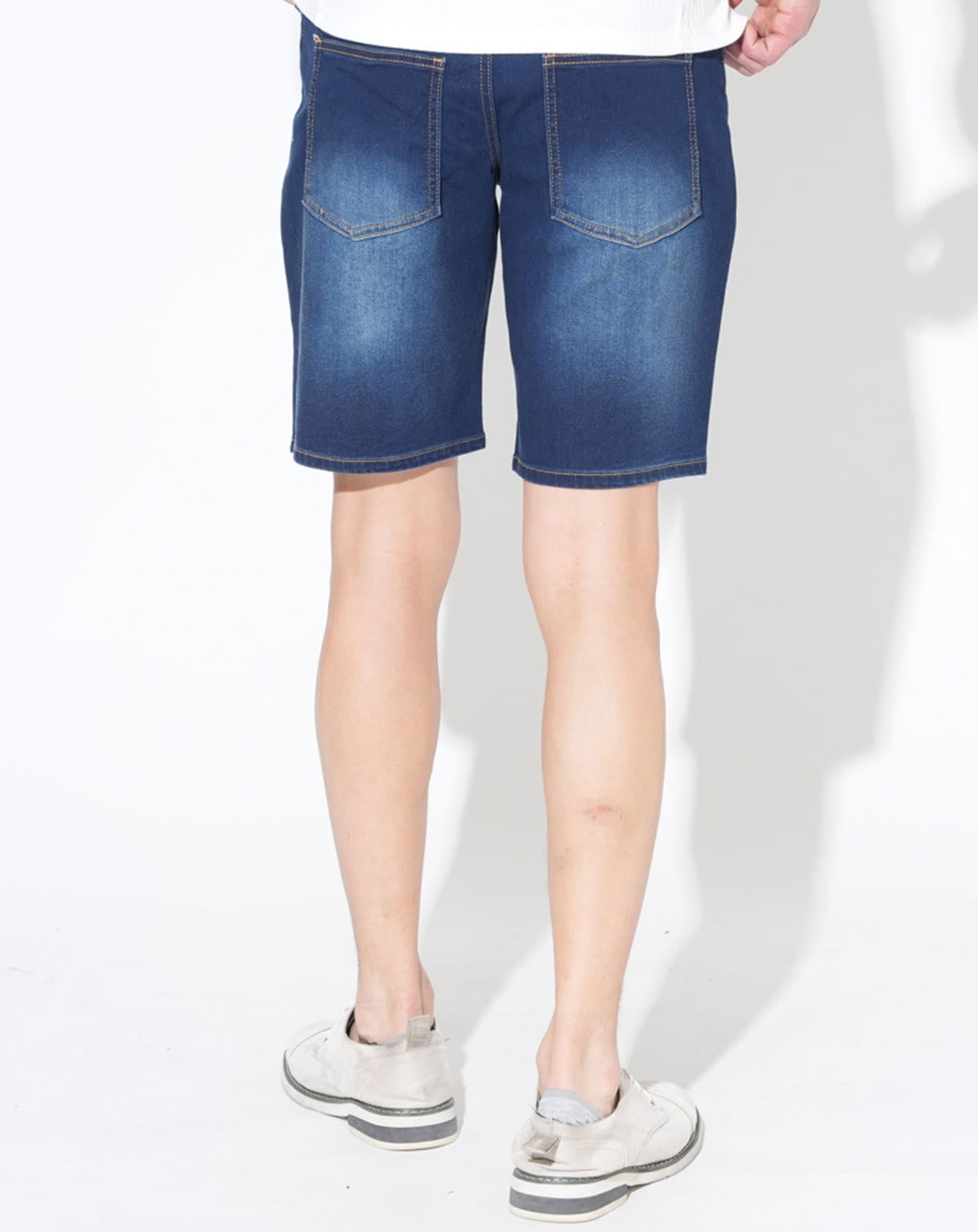 涼しく動きやすい接触冷感ストレッチデニムハーフパンツ