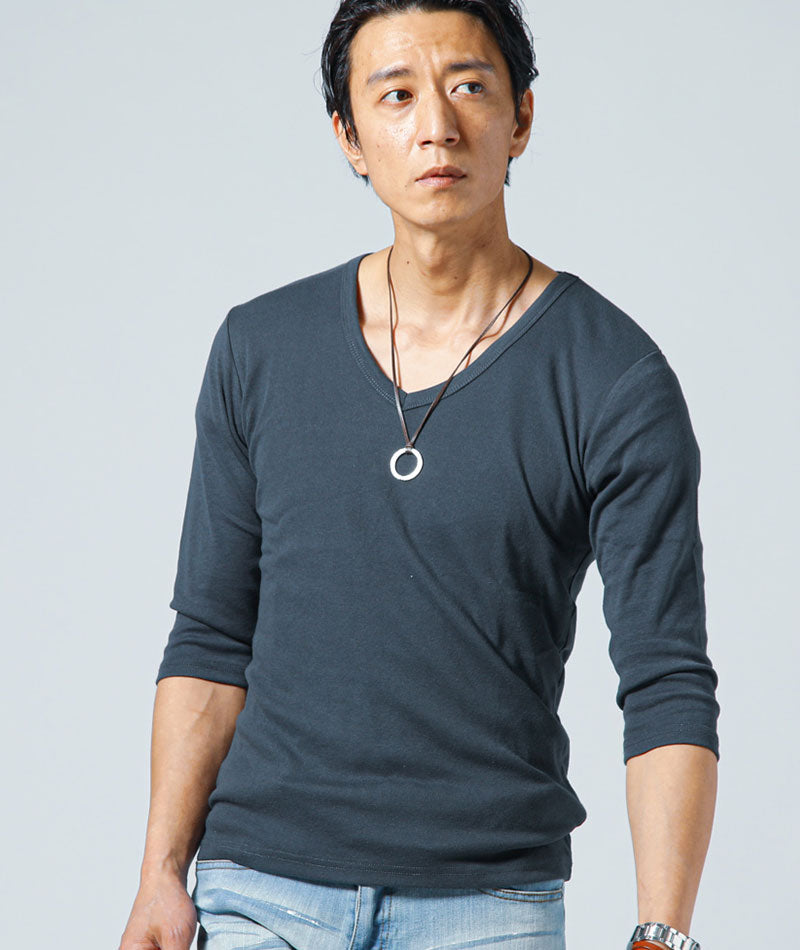 スリムに見えるフライス素材Vネック7分袖Tシャツ