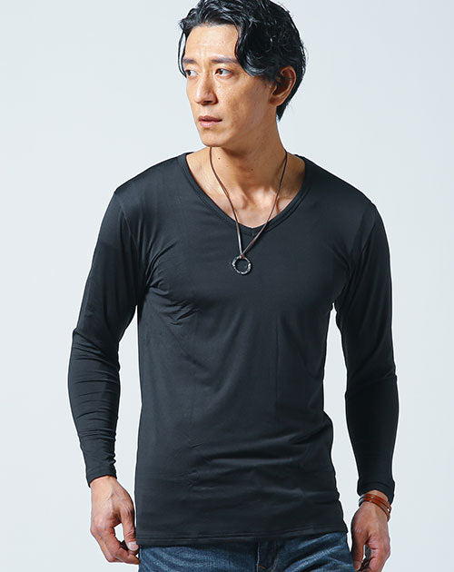 薄手なのに裏起毛素材のニットの下に着るおすすめインナー