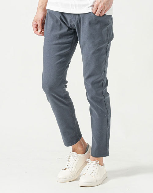 スーパーストレッチスキニーテーパードアンクルチノパンツ