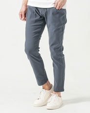 スーパーストレッチスキニーテーパードアンクルチノパンツ