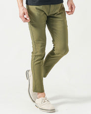 スーパーストレッチスキニーテーパードアンクルチノパンツ