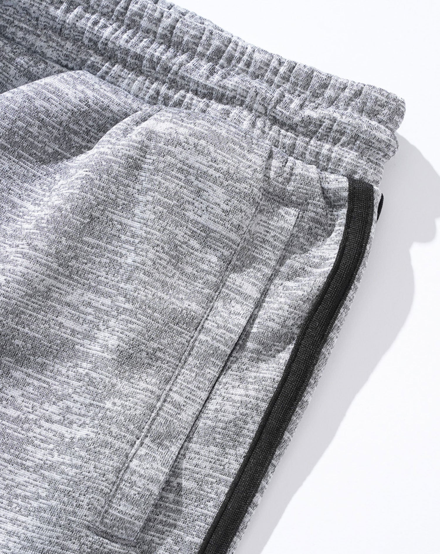 ドライ加工ダブルライン入りストレッチハーフパンツ