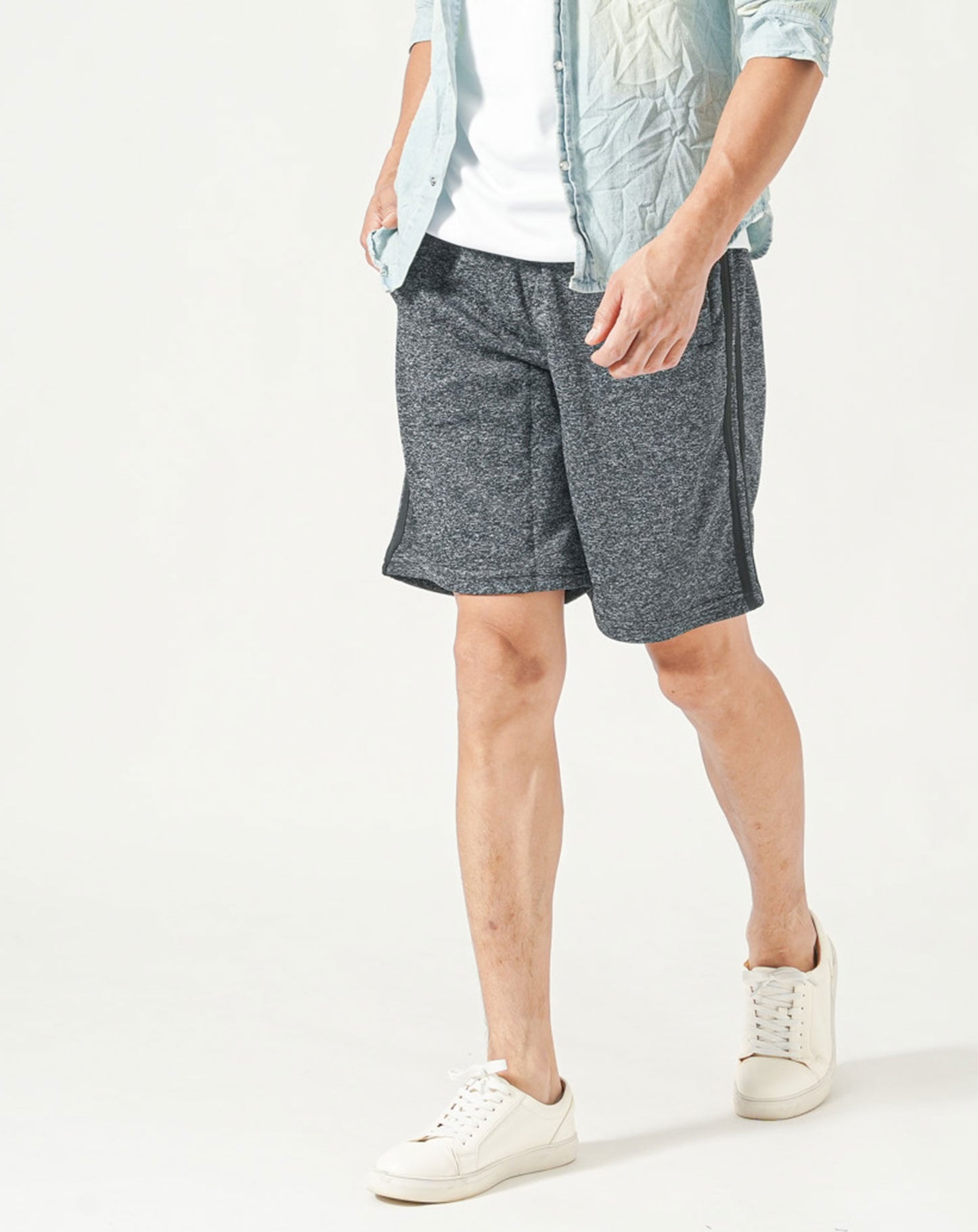 杢チャコールグレー×ブラック　H183cmW63kg 着用サイズ:Ｌ