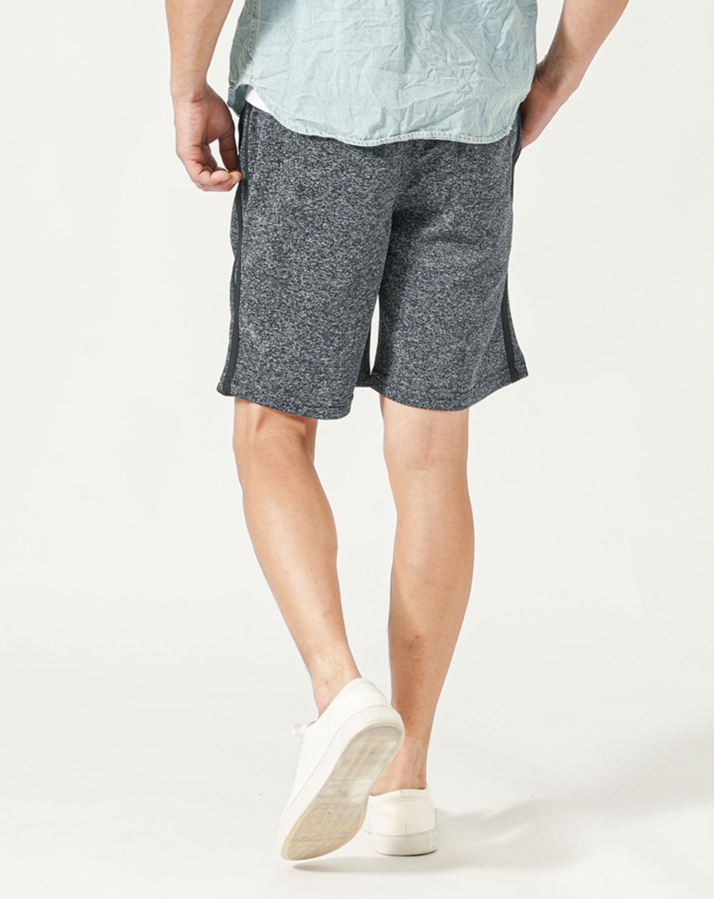 杢チャコールグレー×ブラック　H183cmW63kg 着用サイズ:Ｌ