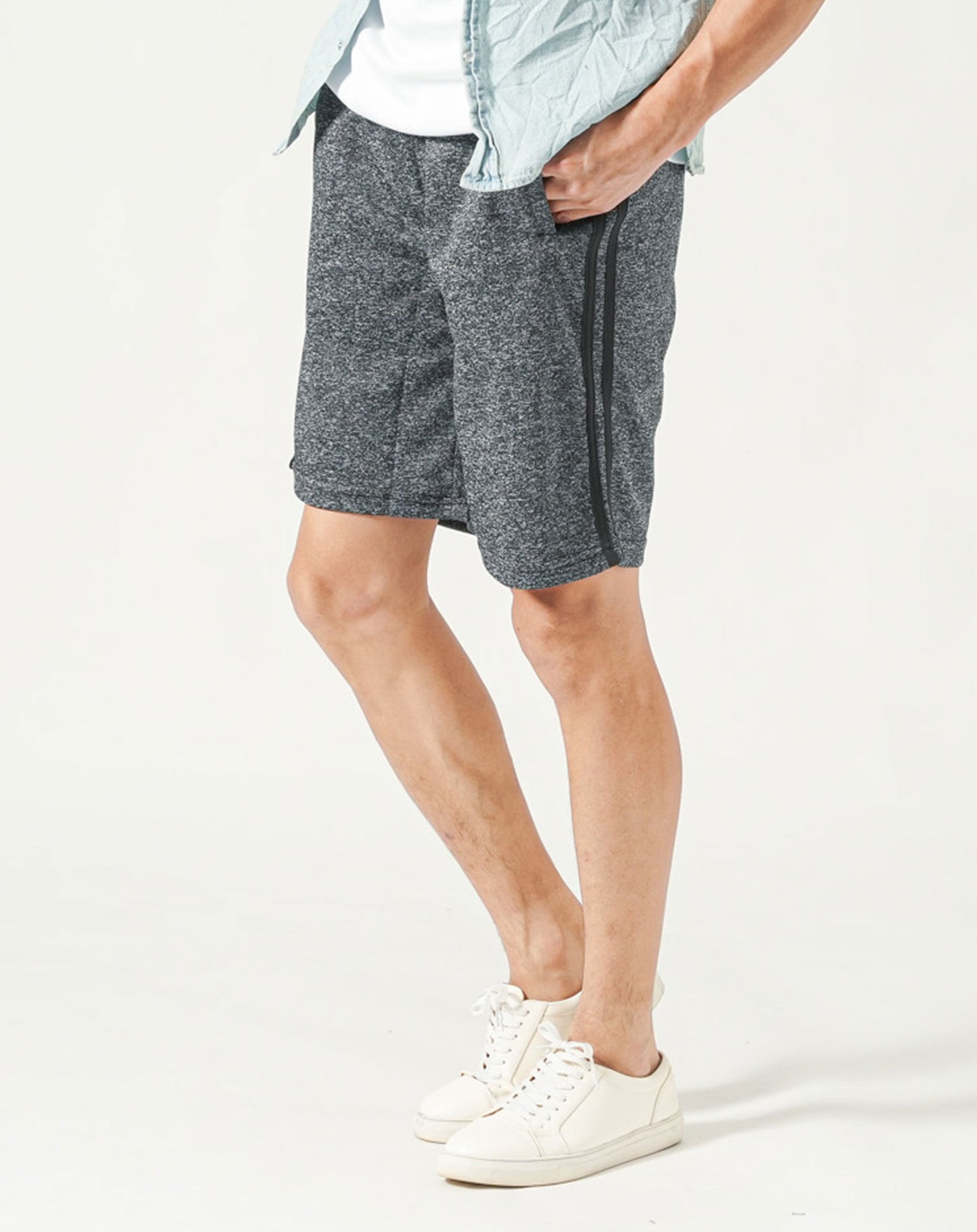 ドライ加工ダブルライン入りストレッチハーフパンツ