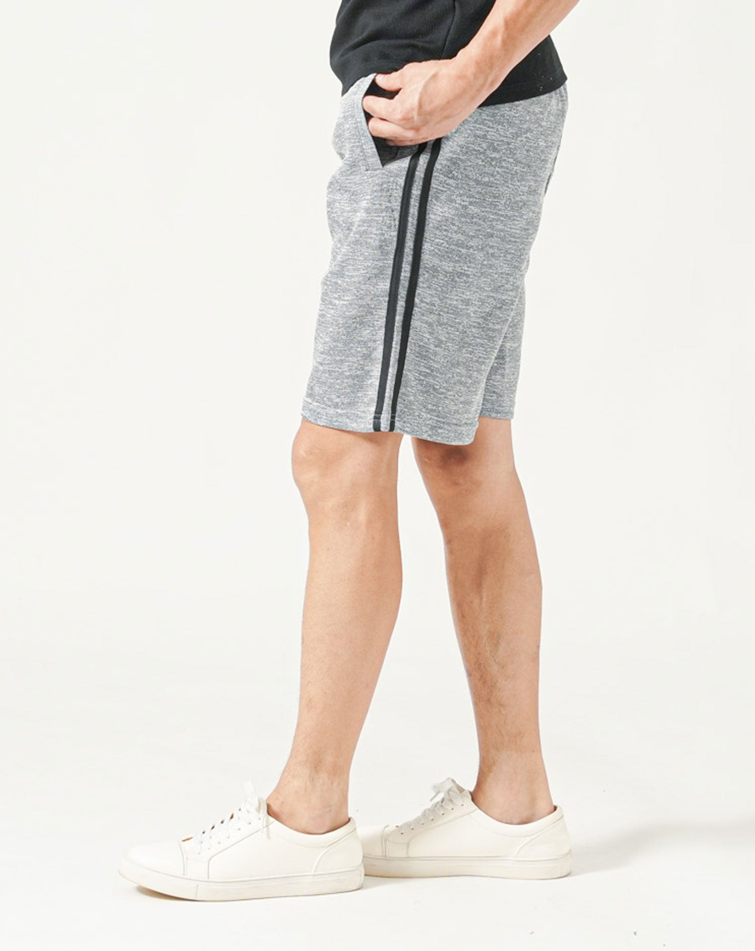 ドライ加工ダブルライン入りストレッチハーフパンツ