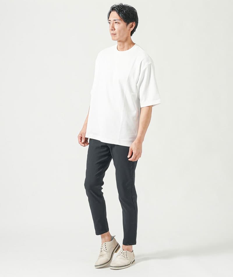 お腹ぽっこりがうまく隠せる体型カバーTシャツ
