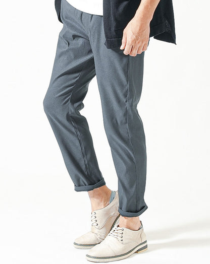 接触冷感チャコールスーパーストレッチチノクロップド・アンクルパンツ