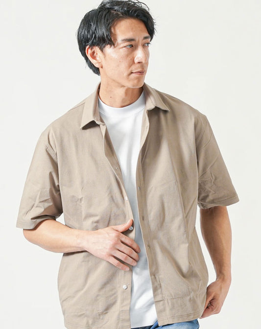 夏の体型カバーに使える風通し約5倍ブレサブルクール半袖ストレッチシャツ